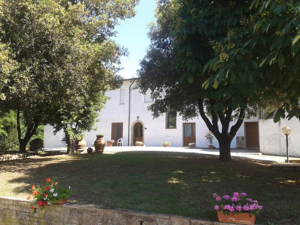 Agriturismo Santa Chiara Pomarance Luaran gambar